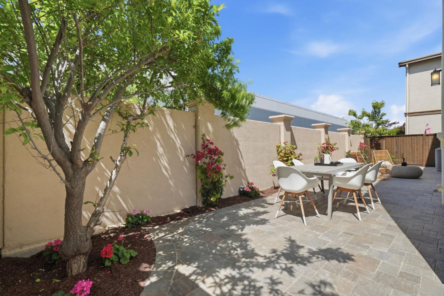 Detail Gallery Image 21 of 27 For 320 Gerald Cir, Milpitas,  CA 95035 - 3 Beds | 2/1 Baths