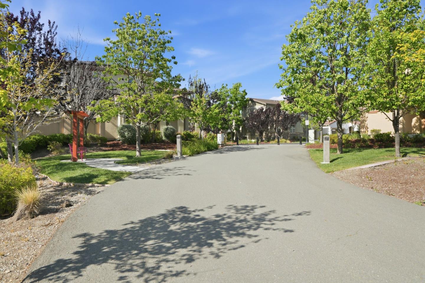 Detail Gallery Image 27 of 27 For 320 Gerald Cir, Milpitas,  CA 95035 - 3 Beds | 2/1 Baths