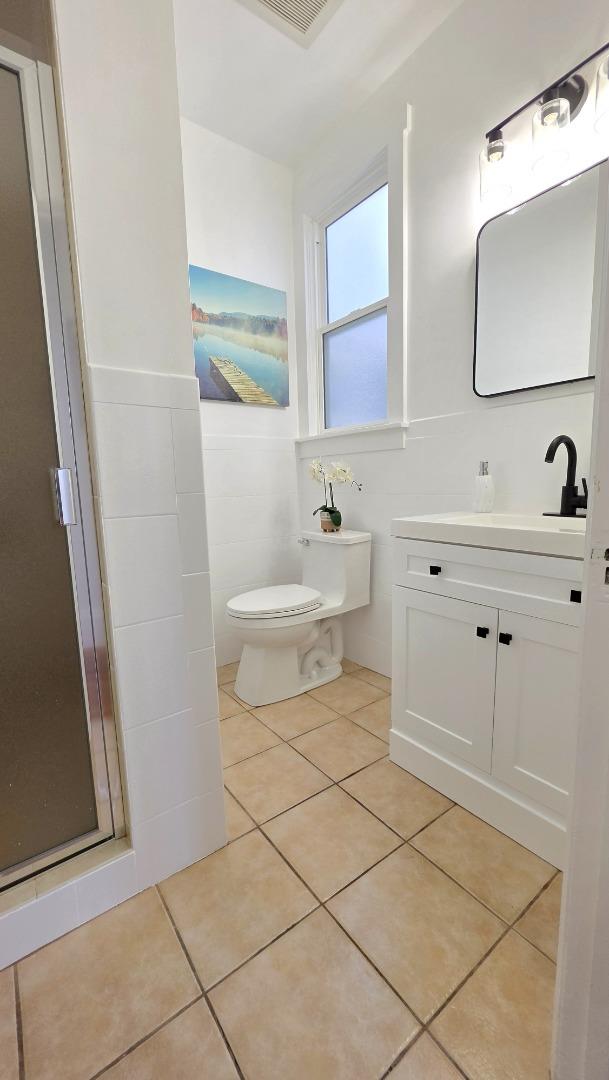 Detail Gallery Image 16 of 57 For 5232 California St, San Francisco,  CA 94118 - – Beds | – Baths