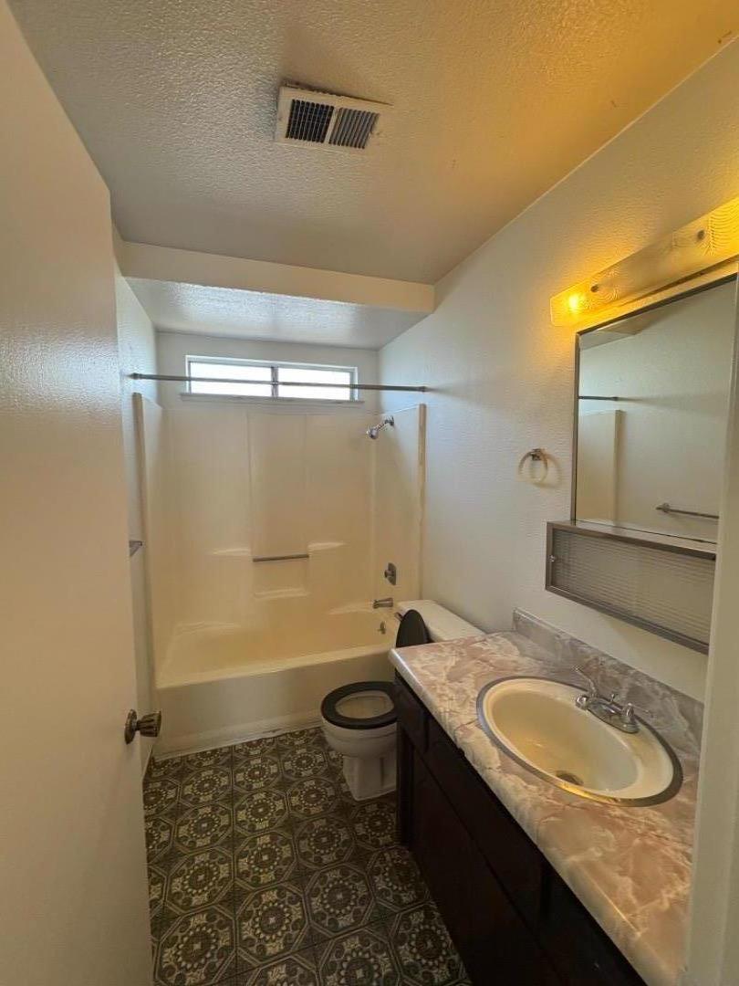 Detail Gallery Image 14 of 19 For 2912 Secretariat Dr, Atwater,  CA 95301 - 3 Beds | 2 Baths