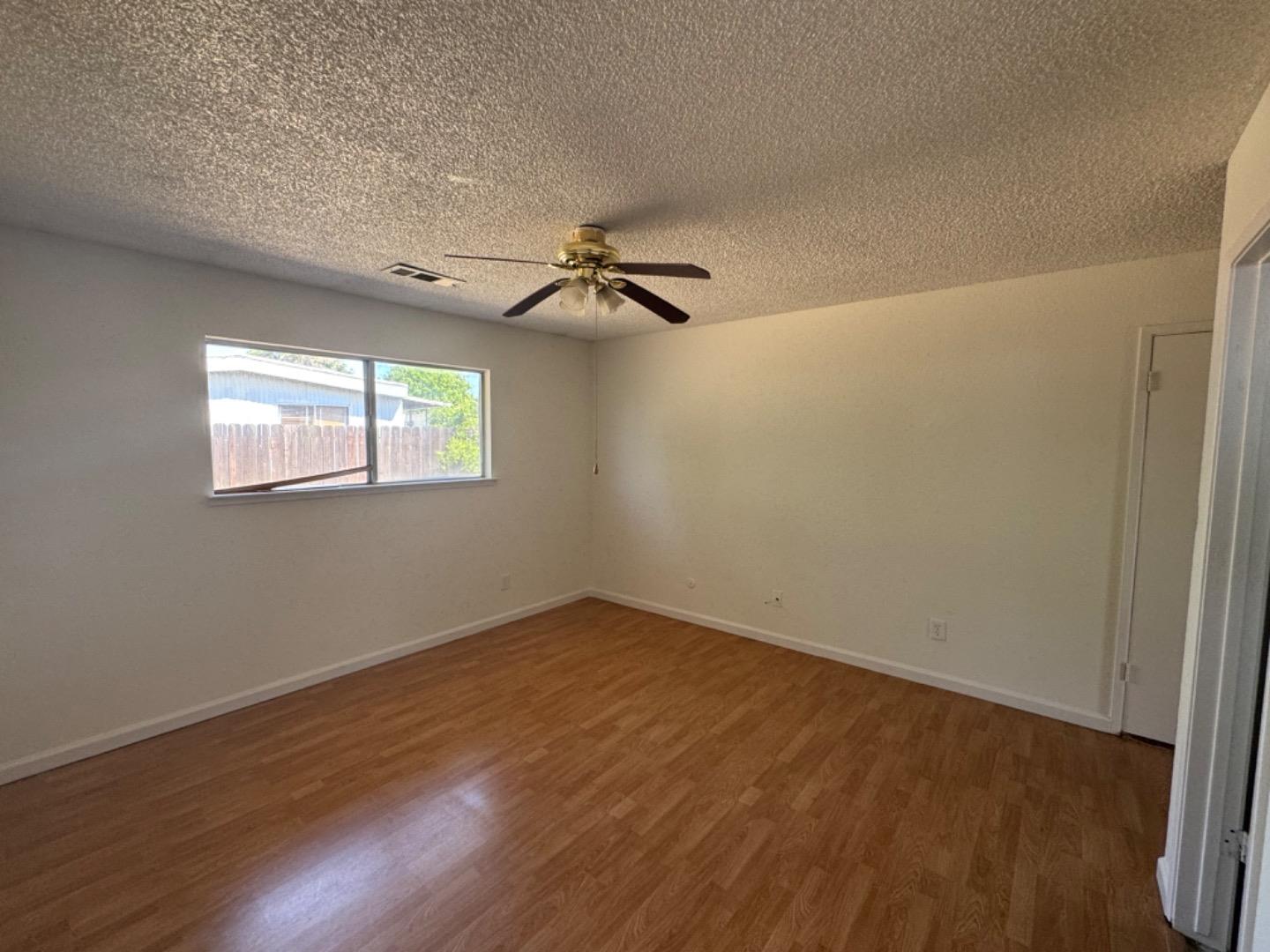 Detail Gallery Image 18 of 19 For 2912 Secretariat Dr, Atwater,  CA 95301 - 3 Beds | 2 Baths