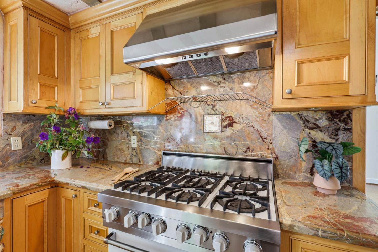 Detail Gallery Image 20 of 65 For 509 Vista Del Mar Dr, Aptos,  CA 95003 - 4 Beds | 2/1 Baths