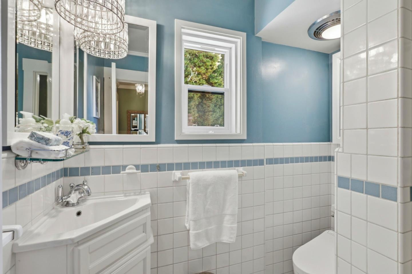 Detail Gallery Image 37 of 65 For 509 Vista Del Mar Dr, Aptos,  CA 95003 - 4 Beds | 2/1 Baths