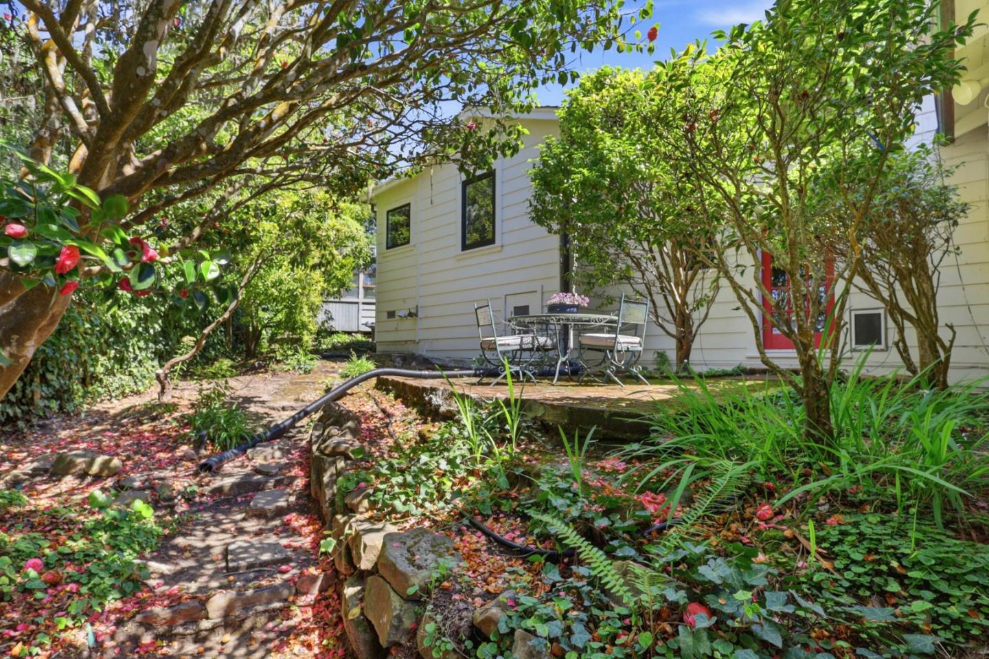 Detail Gallery Image 47 of 65 For 509 Vista Del Mar Dr, Aptos,  CA 95003 - 4 Beds | 2/1 Baths