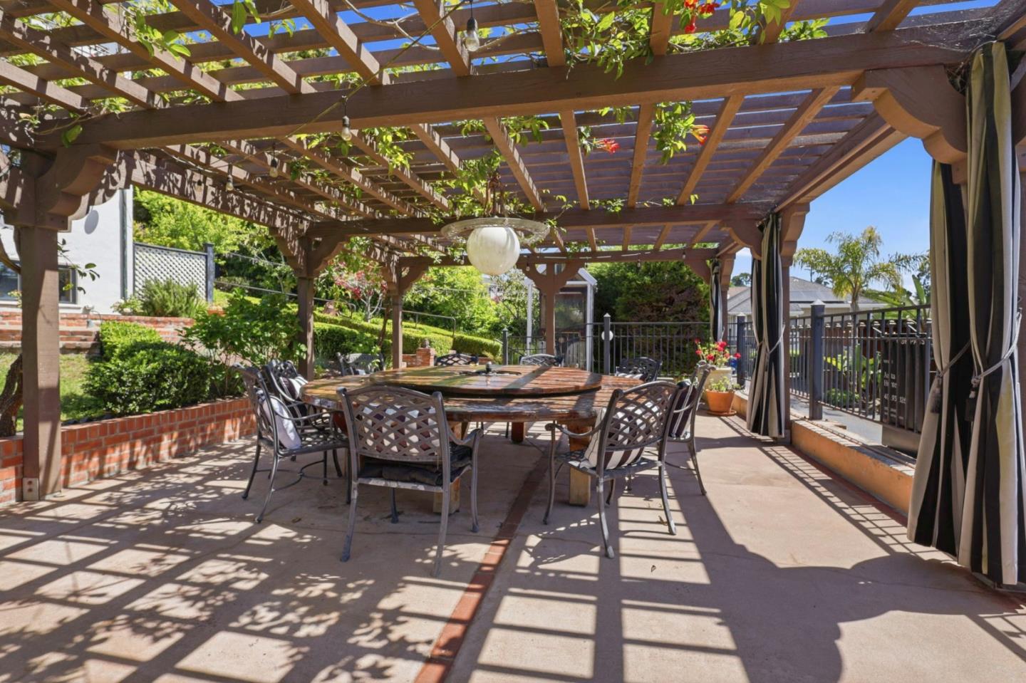 Detail Gallery Image 54 of 65 For 509 Vista Del Mar Dr, Aptos,  CA 95003 - 4 Beds | 2/1 Baths