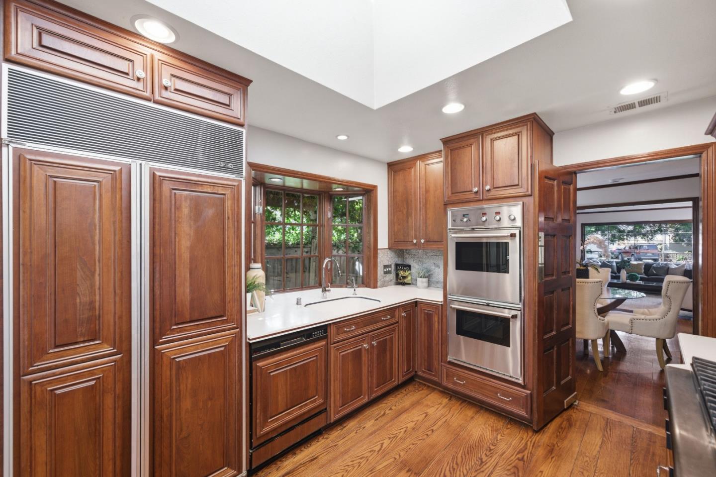 Detail Gallery Image 18 of 42 For 2108 Howard Ave, San Carlos,  CA 94070 - 2 Beds | 1 Baths