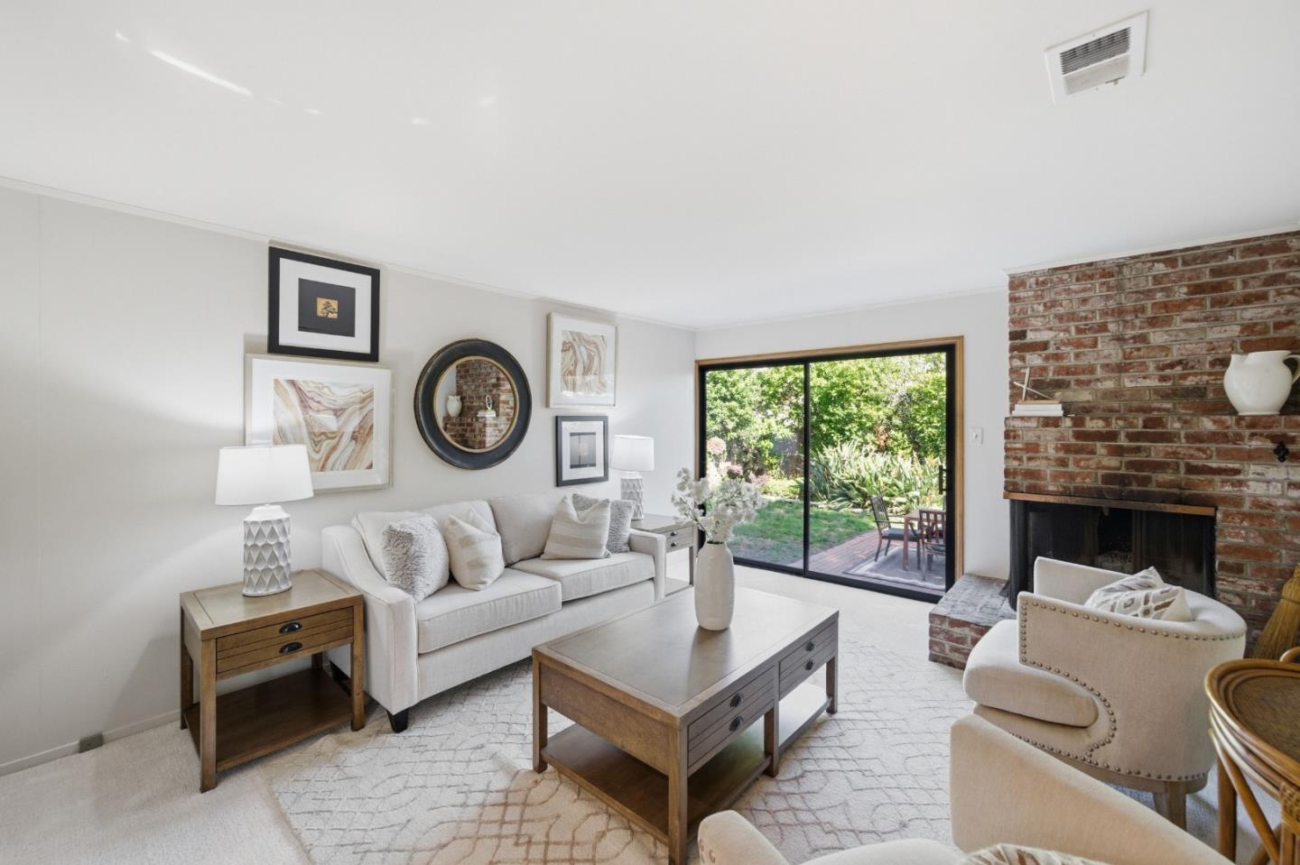 Detail Gallery Image 21 of 42 For 2108 Howard Ave, San Carlos,  CA 94070 - 2 Beds | 1 Baths