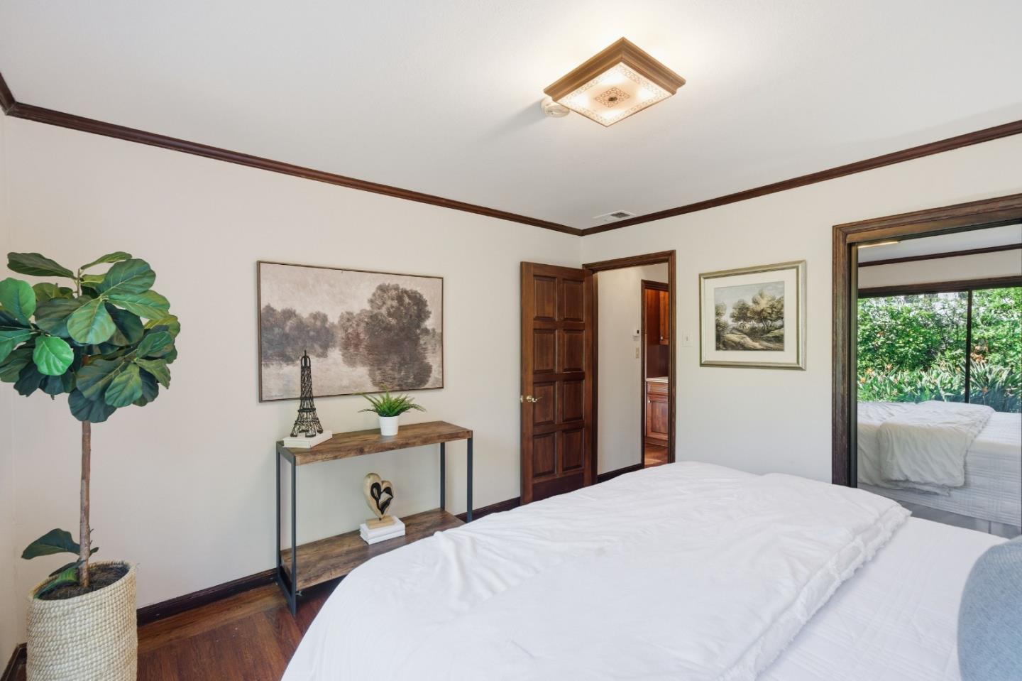 Detail Gallery Image 26 of 42 For 2108 Howard Ave, San Carlos,  CA 94070 - 2 Beds | 1 Baths