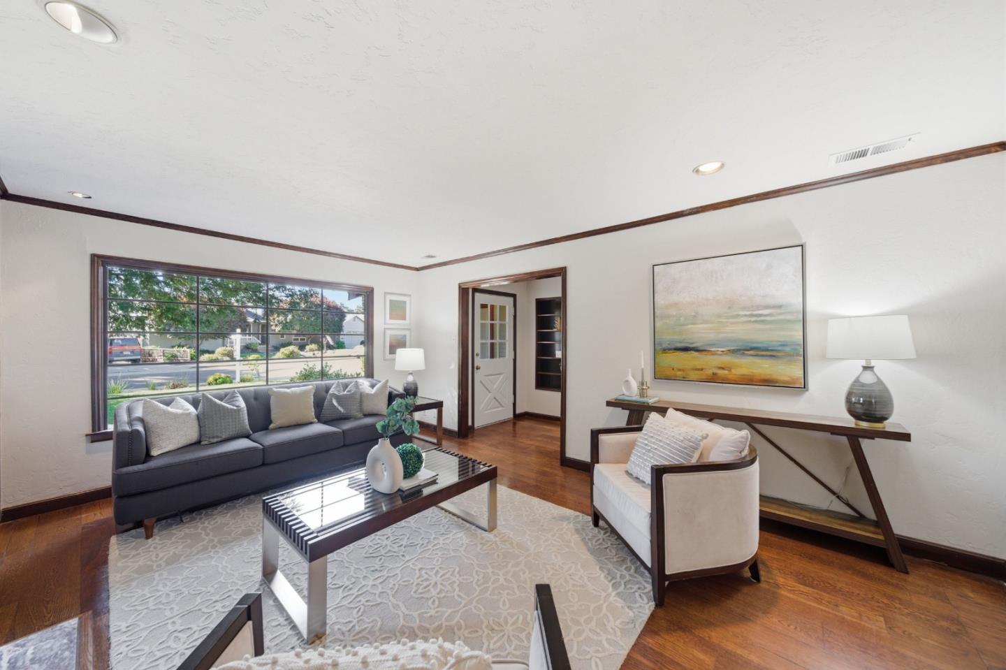 Detail Gallery Image 7 of 42 For 2108 Howard Ave, San Carlos,  CA 94070 - 2 Beds | 1 Baths