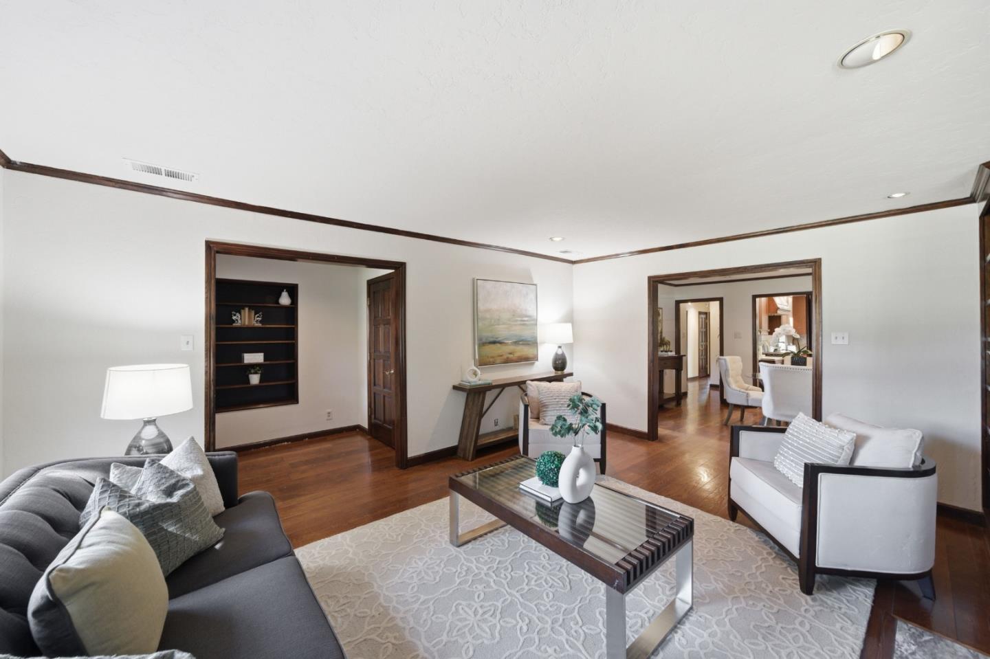 Detail Gallery Image 8 of 42 For 2108 Howard Ave, San Carlos,  CA 94070 - 2 Beds | 1 Baths