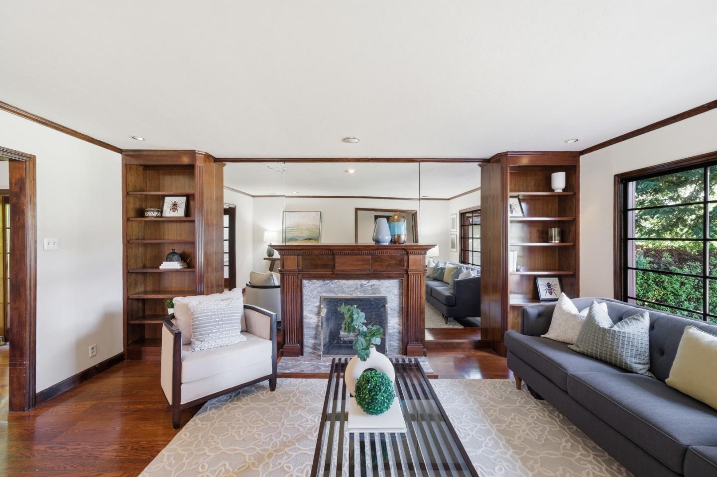 Detail Gallery Image 9 of 42 For 2108 Howard Ave, San Carlos,  CA 94070 - 2 Beds | 1 Baths