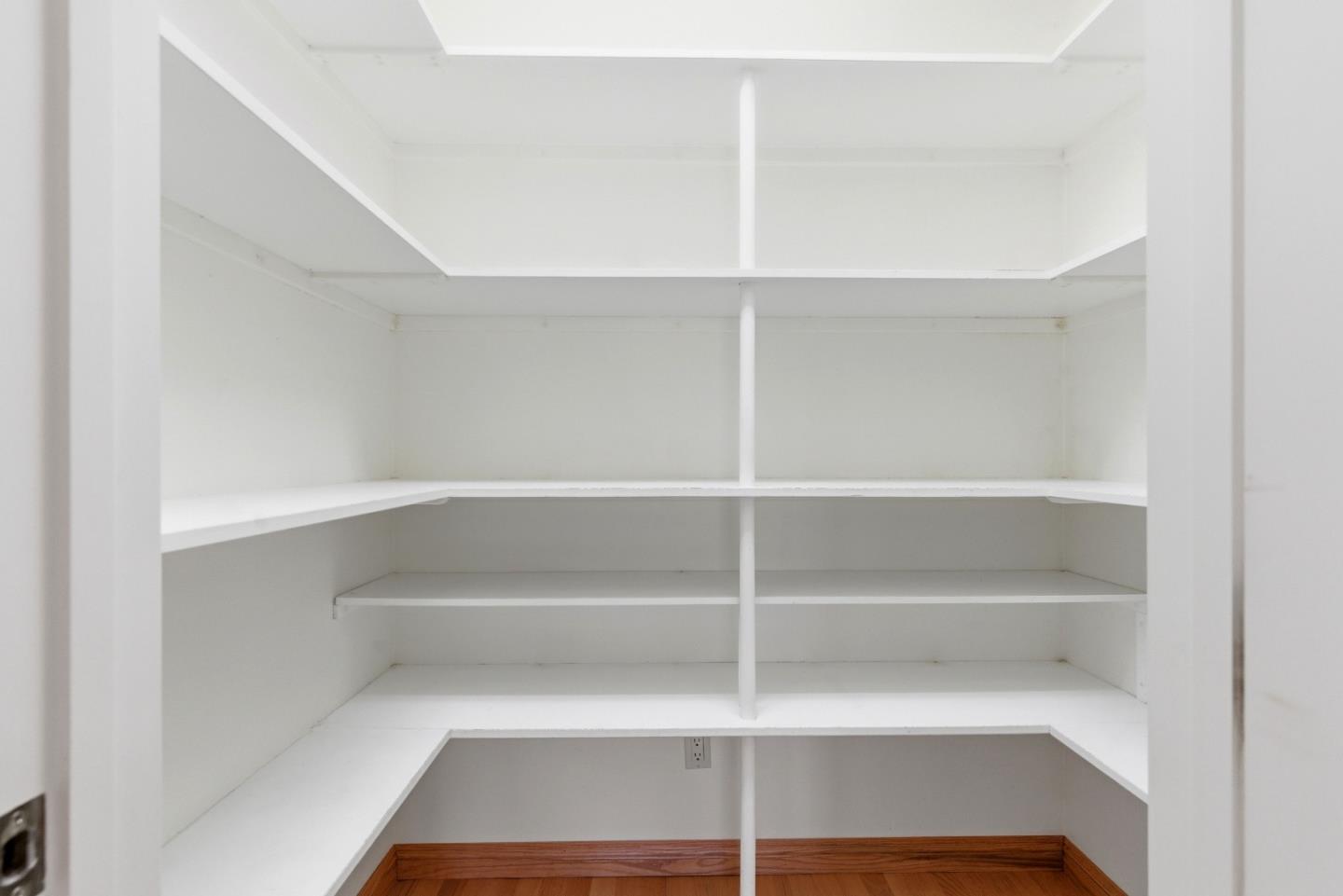 Detail Gallery Image 18 of 52 For 10904 Oak St, Castroville,  CA 95012 - 4 Beds | 2/1 Baths