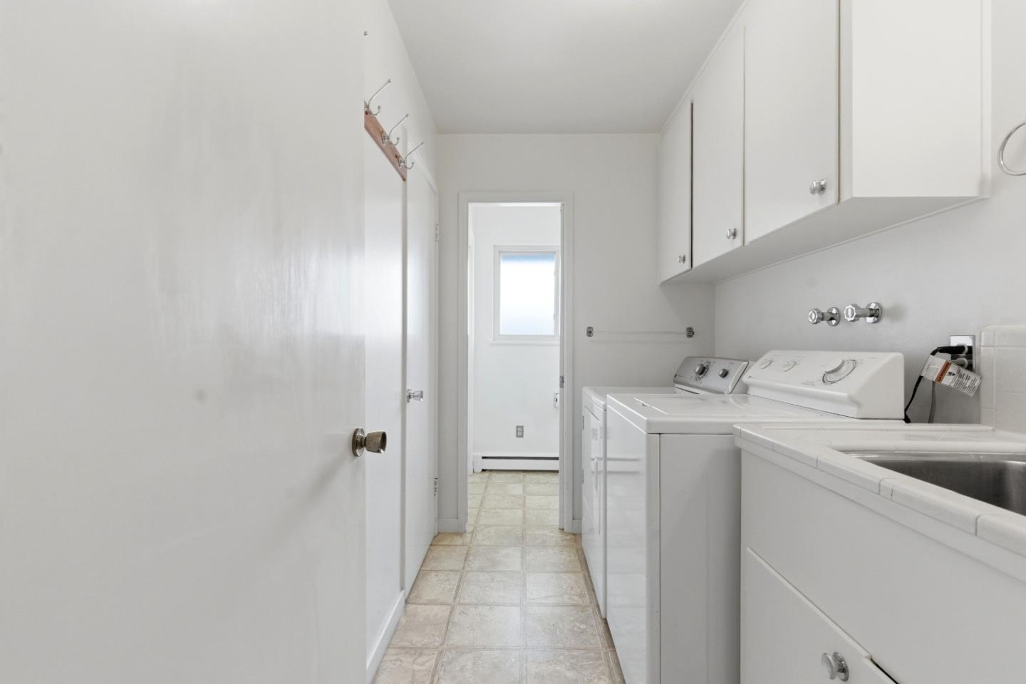 Detail Gallery Image 20 of 52 For 10904 Oak St, Castroville,  CA 95012 - 4 Beds | 2/1 Baths