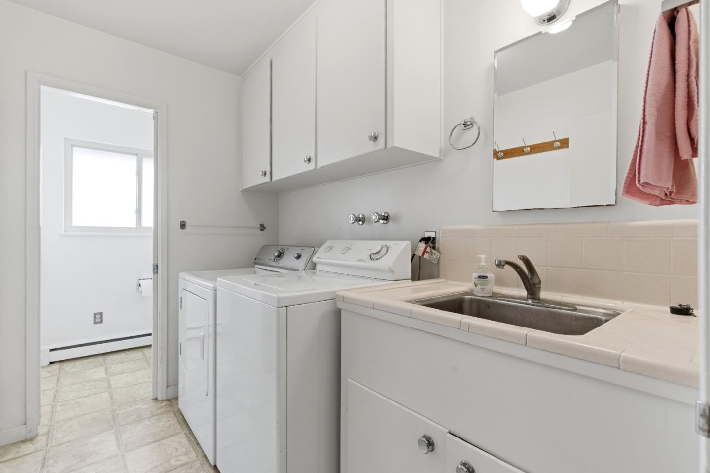 Detail Gallery Image 22 of 52 For 10904 Oak St, Castroville,  CA 95012 - 4 Beds | 2/1 Baths