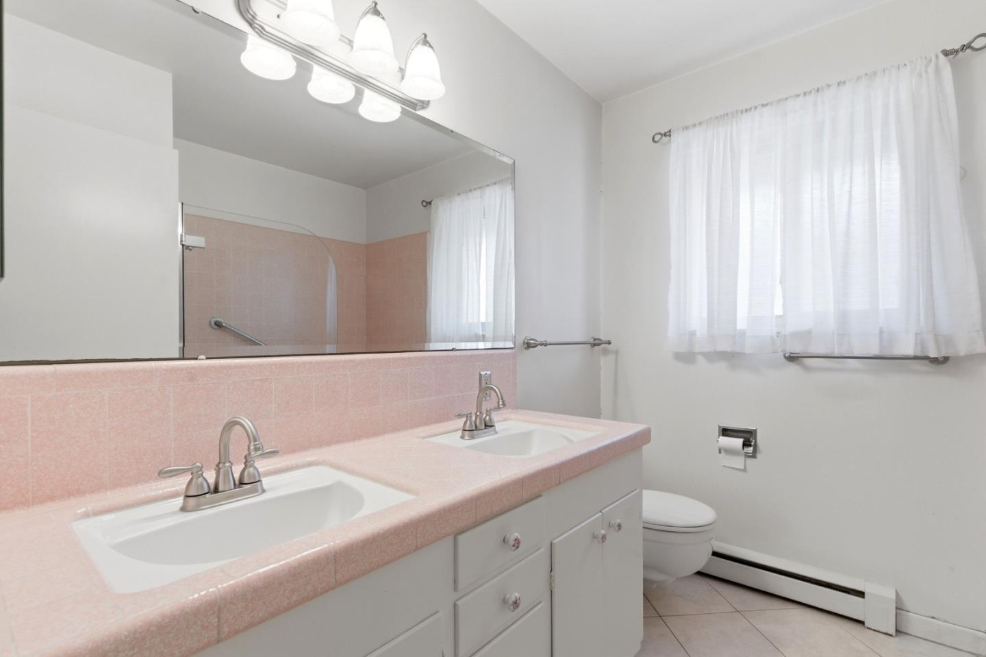 Detail Gallery Image 30 of 52 For 10904 Oak St, Castroville,  CA 95012 - 4 Beds | 2/1 Baths