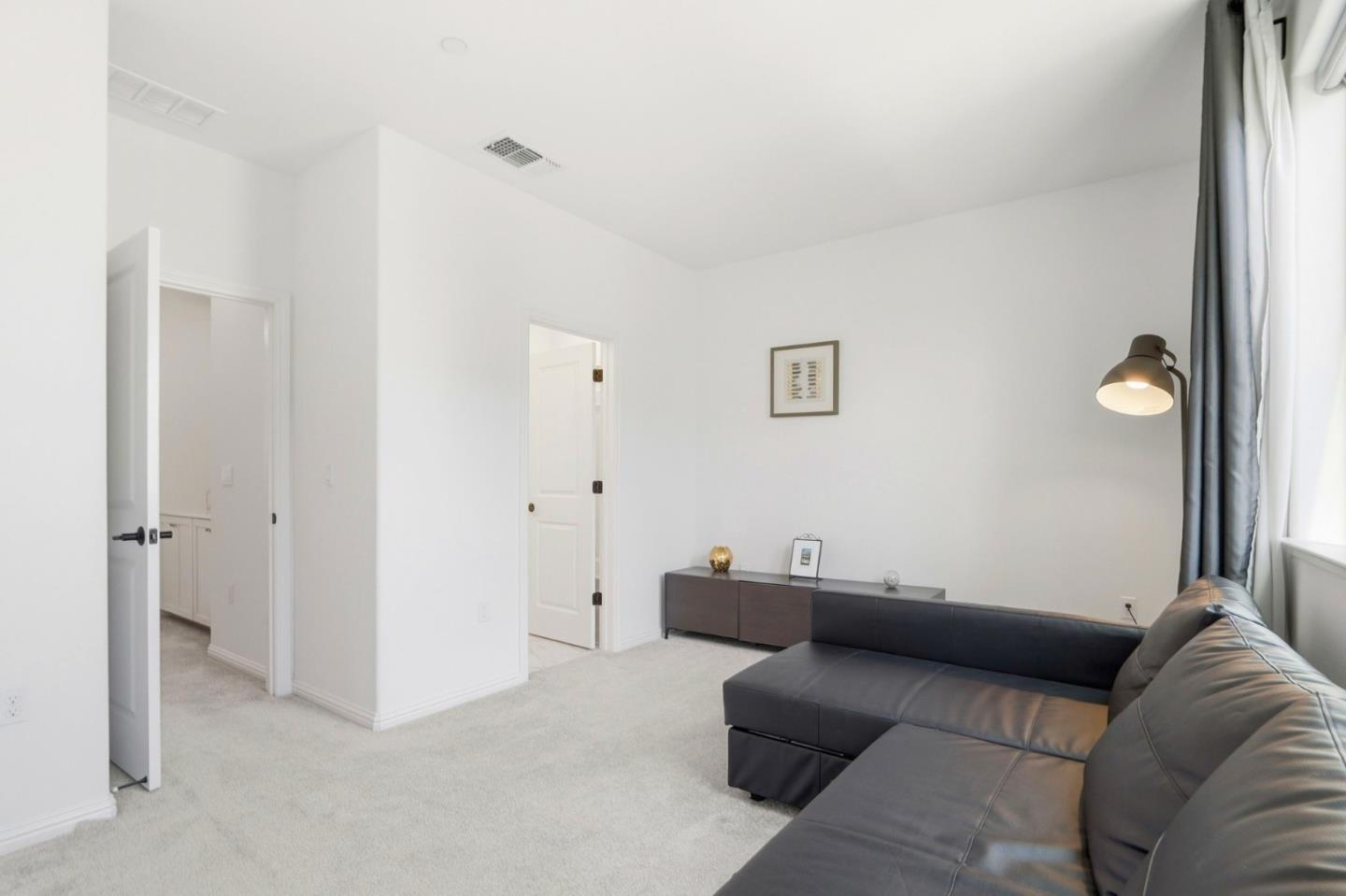 Detail Gallery Image 19 of 54 For 6709 Magnetic Loop, San Jose,  CA 95119 - 2 Beds | 2/1 Baths