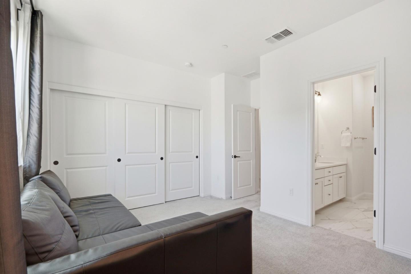 Detail Gallery Image 20 of 54 For 6709 Magnetic Loop, San Jose,  CA 95119 - 2 Beds | 2/1 Baths