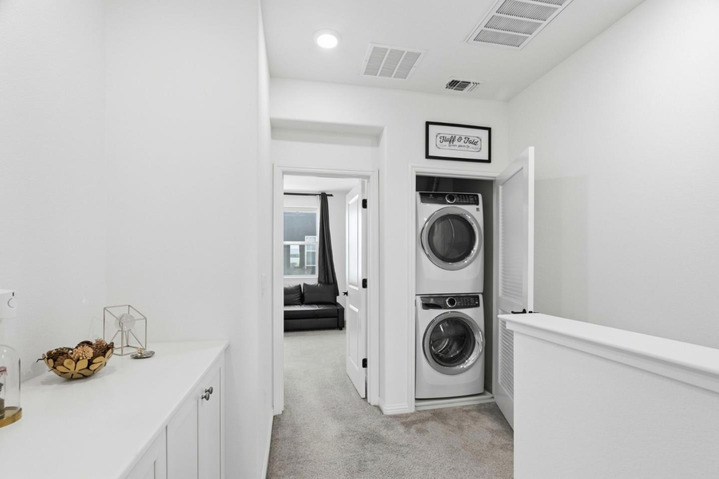 Detail Gallery Image 28 of 54 For 6709 Magnetic Loop, San Jose,  CA 95119 - 2 Beds | 2/1 Baths