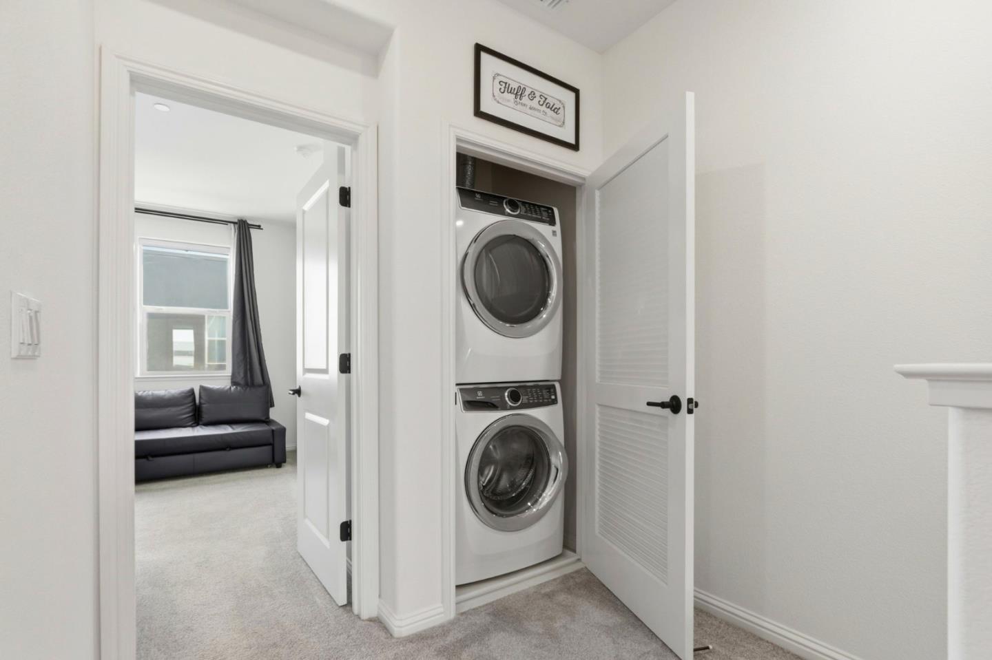 Detail Gallery Image 29 of 54 For 6709 Magnetic Loop, San Jose,  CA 95119 - 2 Beds | 2/1 Baths