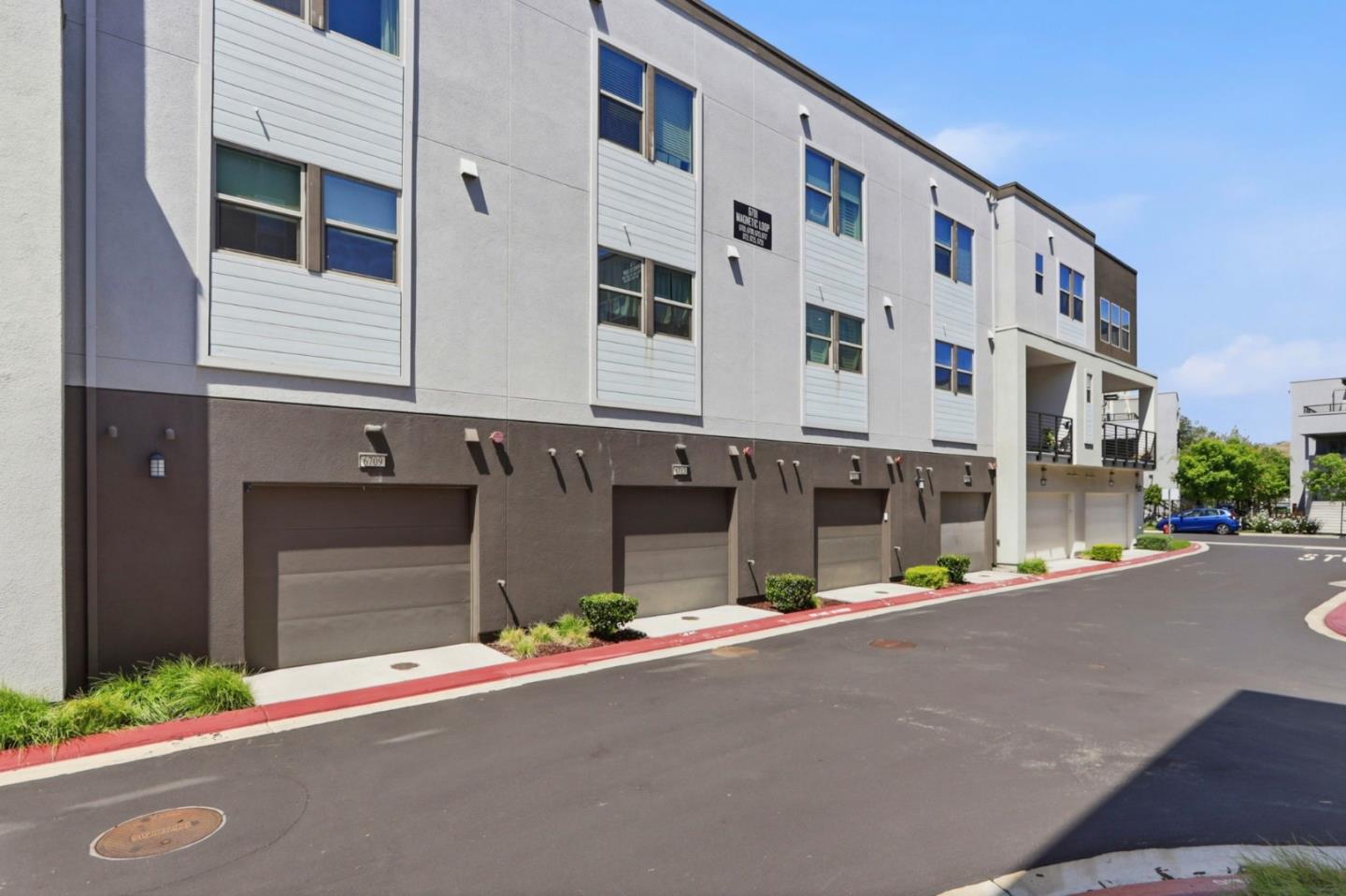 Detail Gallery Image 35 of 54 For 6709 Magnetic Loop, San Jose,  CA 95119 - 2 Beds | 2/1 Baths