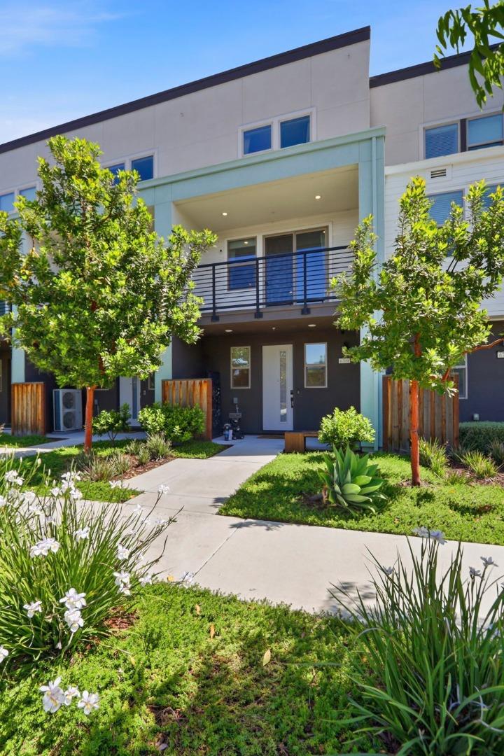 Detail Gallery Image 4 of 54 For 6709 Magnetic Loop, San Jose,  CA 95119 - 2 Beds | 2/1 Baths