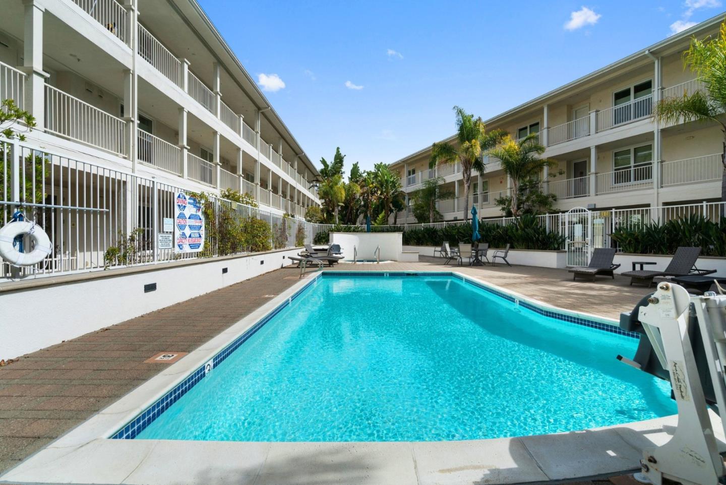 Detail Gallery Image 21 of 27 For 2030 N Pacific Ave #338,  Santa Cruz,  CA 95060 - 1 Beds | 1 Baths