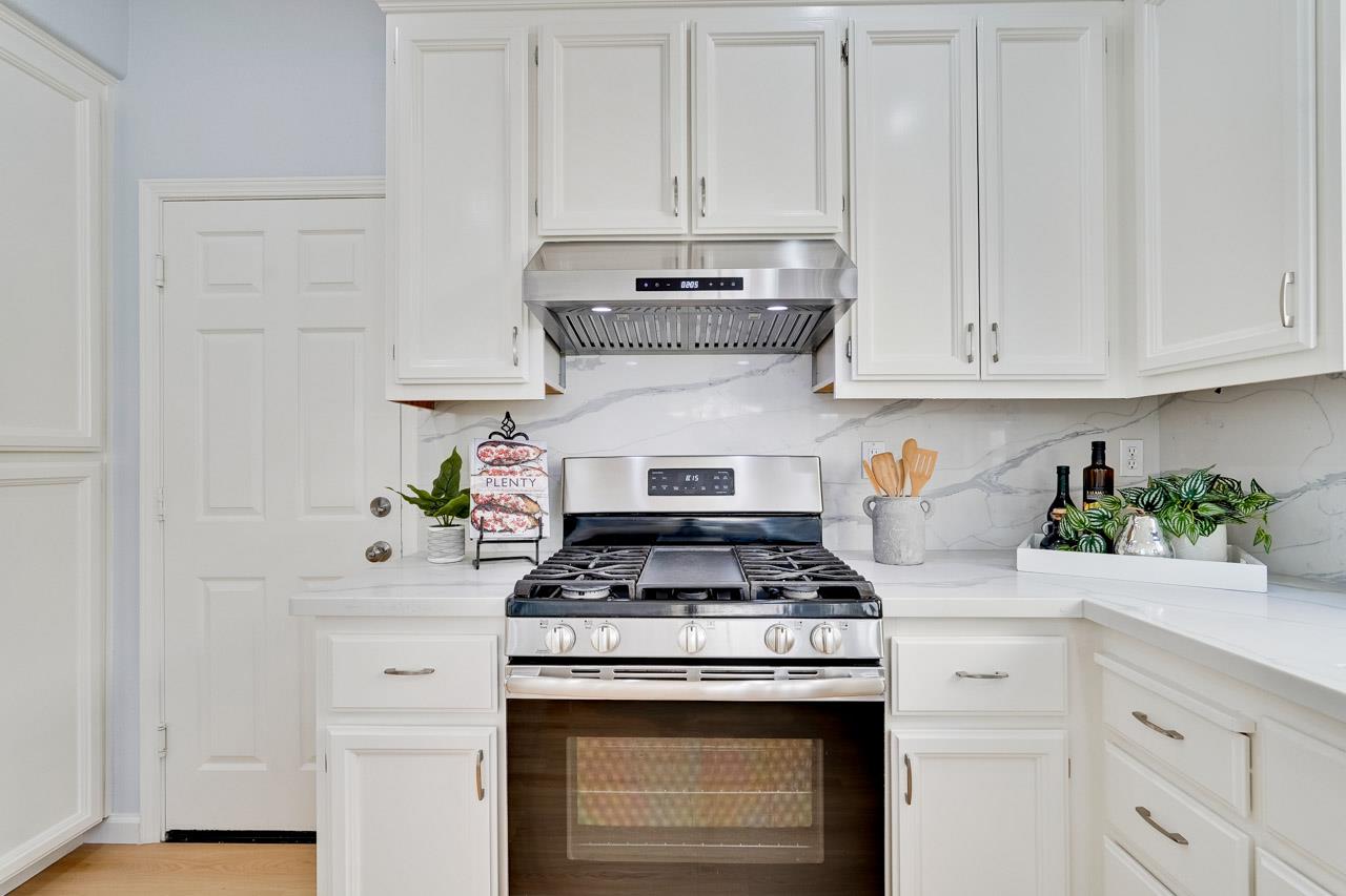 Detail Gallery Image 15 of 48 For 2153 Esperanca Ave, Santa Clara,  CA 95054 - 4 Beds | 2/1 Baths