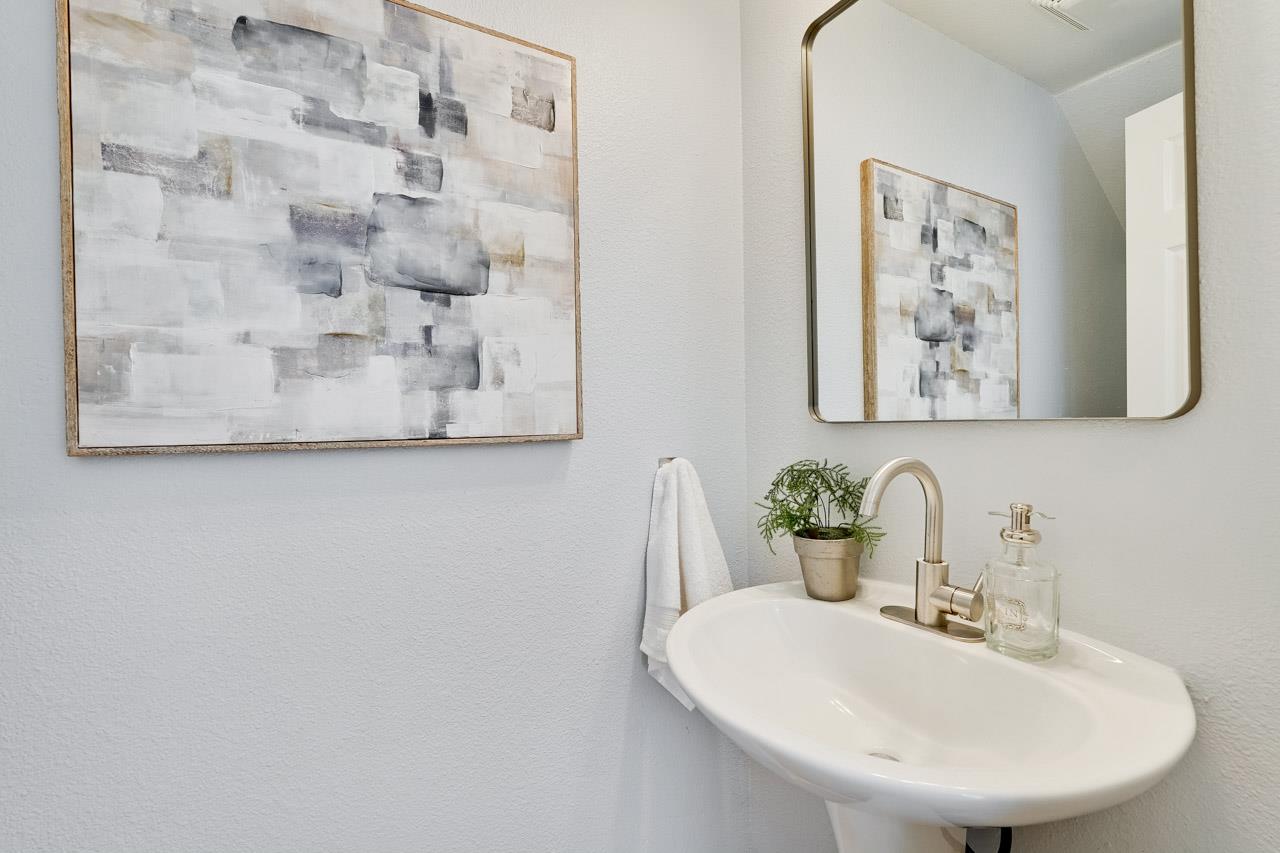 Detail Gallery Image 18 of 48 For 2153 Esperanca Ave, Santa Clara,  CA 95054 - 4 Beds | 2/1 Baths