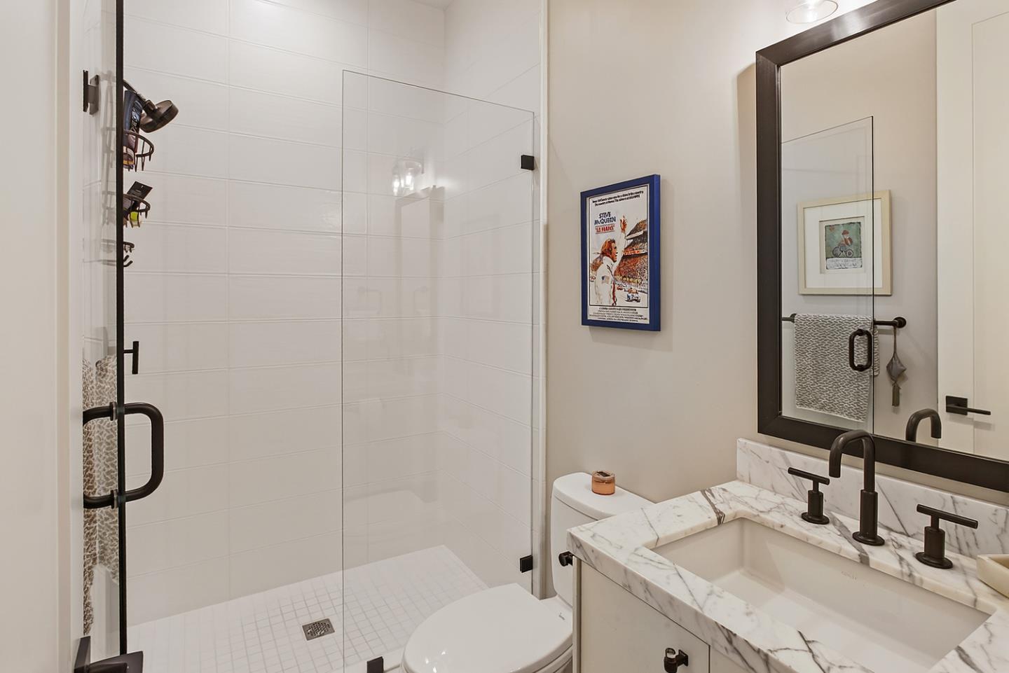 Detail Gallery Image 18 of 38 For 423 Arlington Rd, Redwood City,  CA 94062 - 5 Beds | 3 Baths