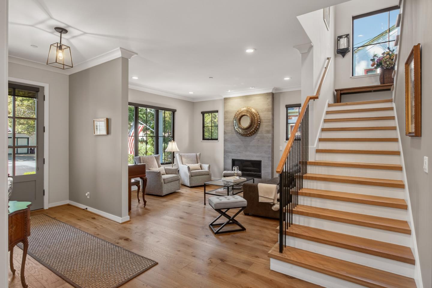 Detail Gallery Image 5 of 38 For 423 Arlington Rd, Redwood City,  CA 94062 - 5 Beds | 3 Baths