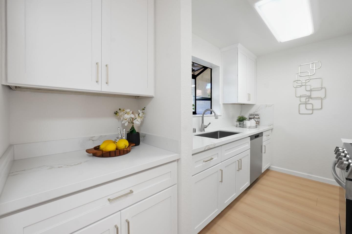Photo #6: ML82043570 Listing: Photo #6