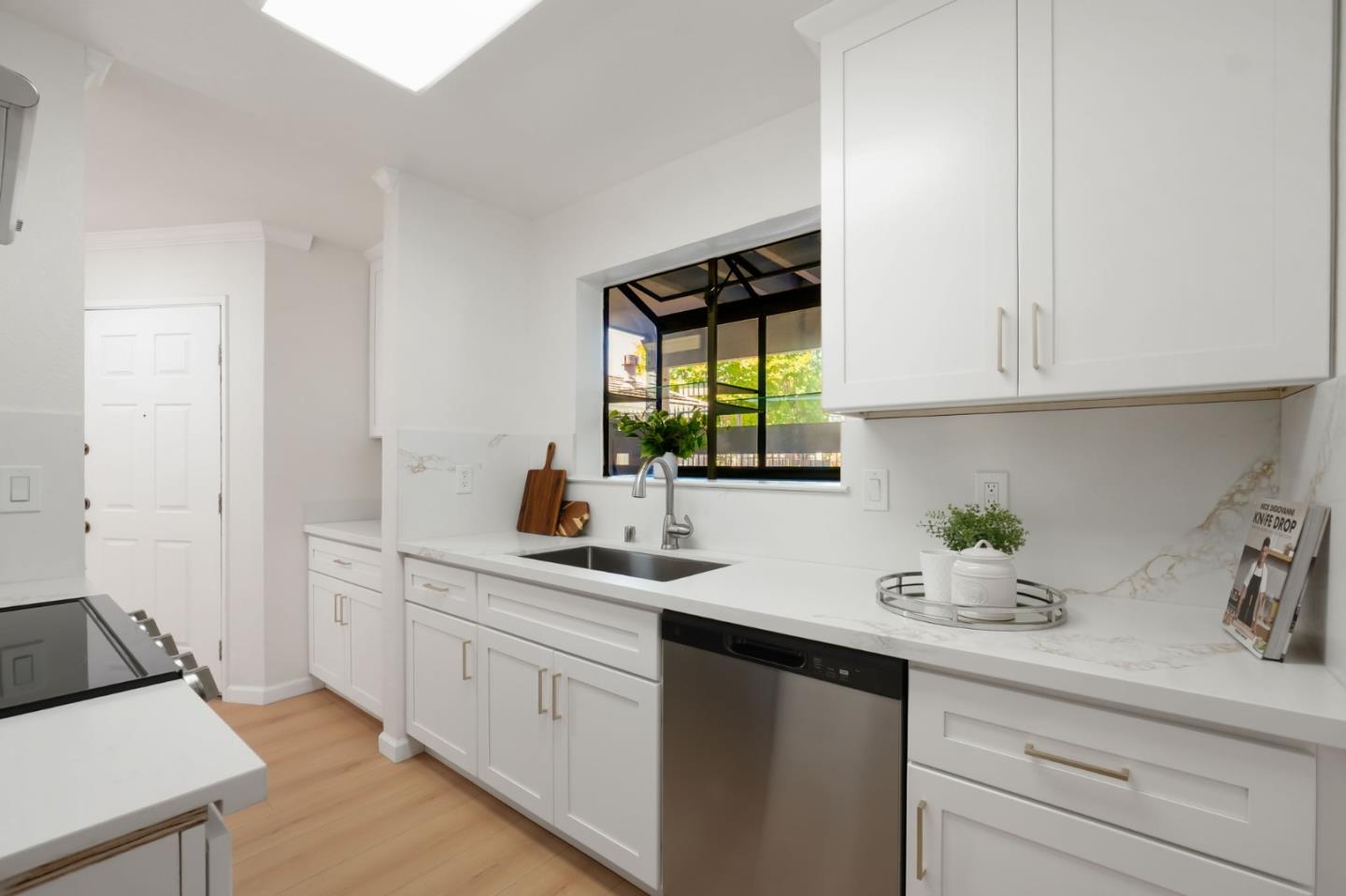 Photo #7: ML82043570 Listing: Photo #7