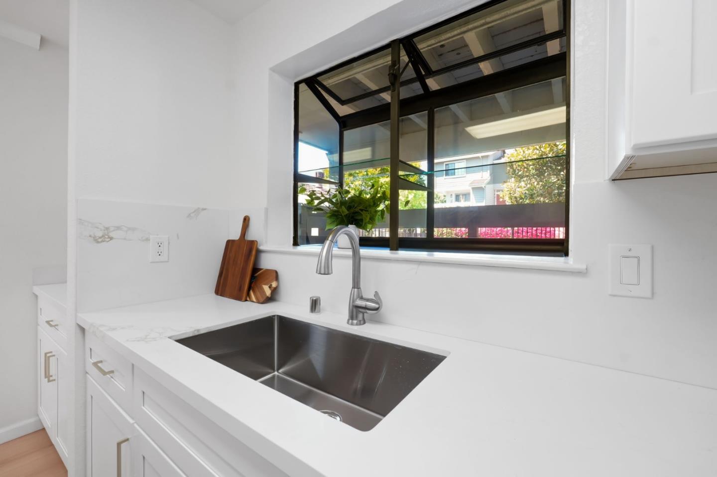 Photo #8: ML82043570 Listing: Photo #8