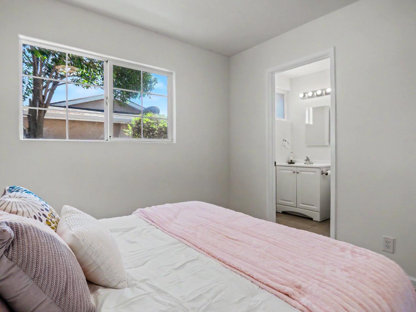 Detail Gallery Image 11 of 23 For 2042 Panama Ave, San Jose,  CA 95122 - 3 Beds | 2 Baths