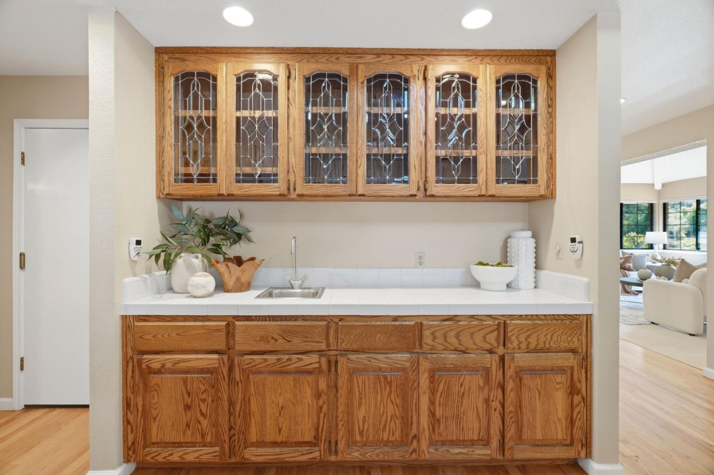 Detail Gallery Image 13 of 37 For 20523 Manor Dr, Saratoga,  CA 95070 - 5 Beds | 3/1 Baths