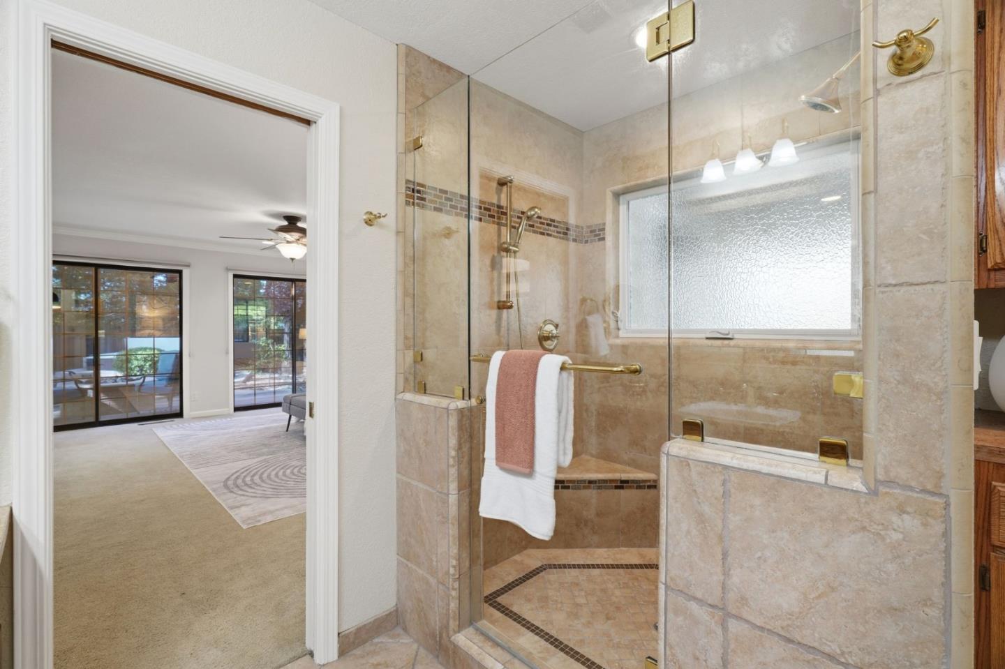 Detail Gallery Image 16 of 37 For 20523 Manor Dr, Saratoga,  CA 95070 - 5 Beds | 3/1 Baths