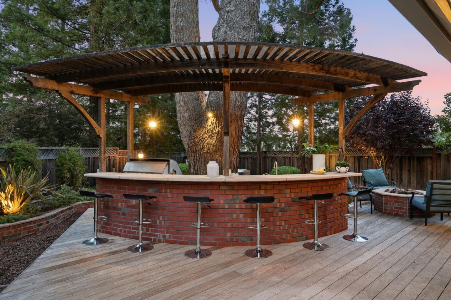 Detail Gallery Image 25 of 37 For 20523 Manor Dr, Saratoga,  CA 95070 - 5 Beds | 3/1 Baths