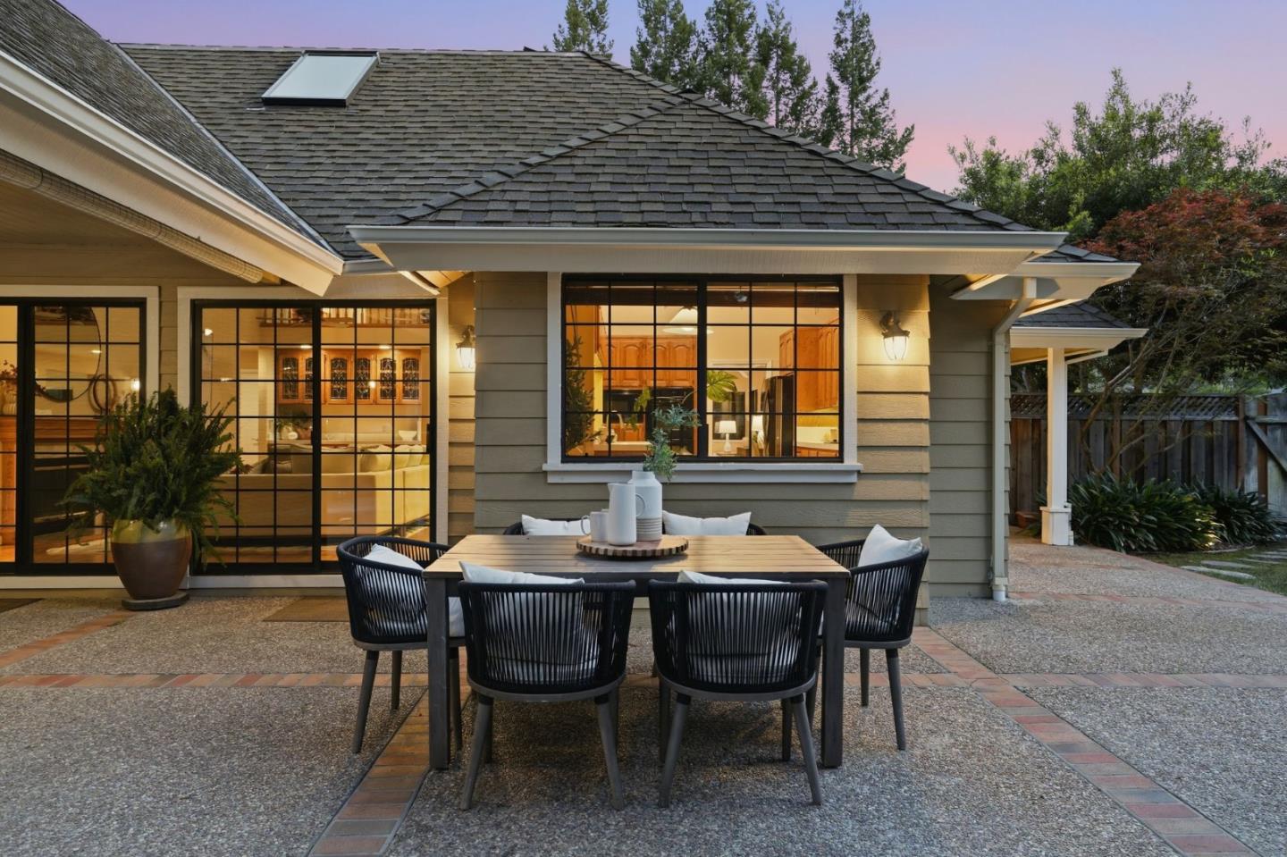 Detail Gallery Image 26 of 37 For 20523 Manor Dr, Saratoga,  CA 95070 - 5 Beds | 3/1 Baths