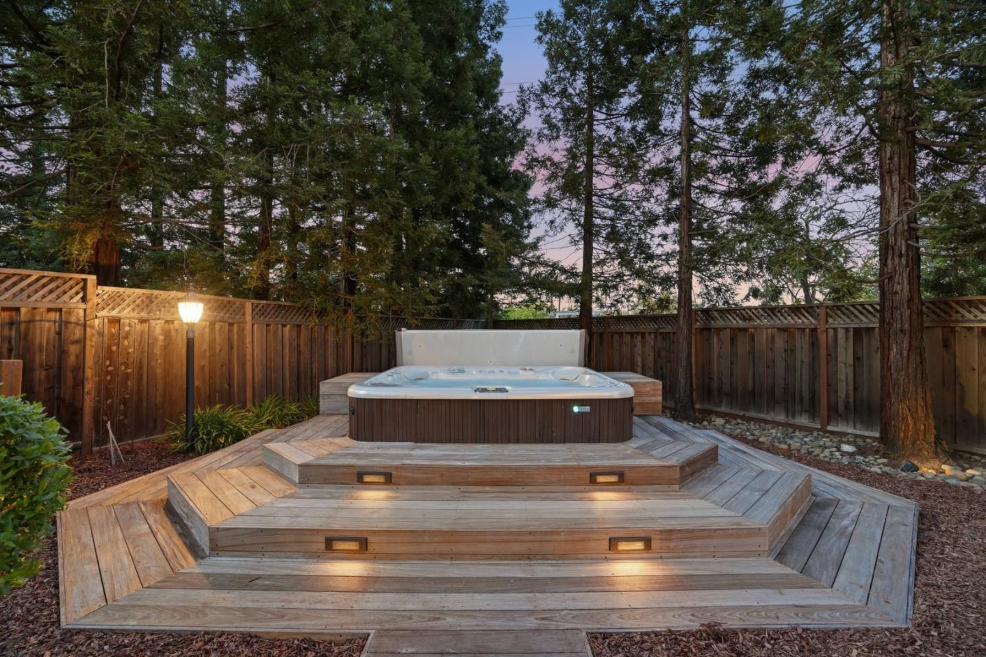 Detail Gallery Image 29 of 37 For 20523 Manor Dr, Saratoga,  CA 95070 - 5 Beds | 3/1 Baths