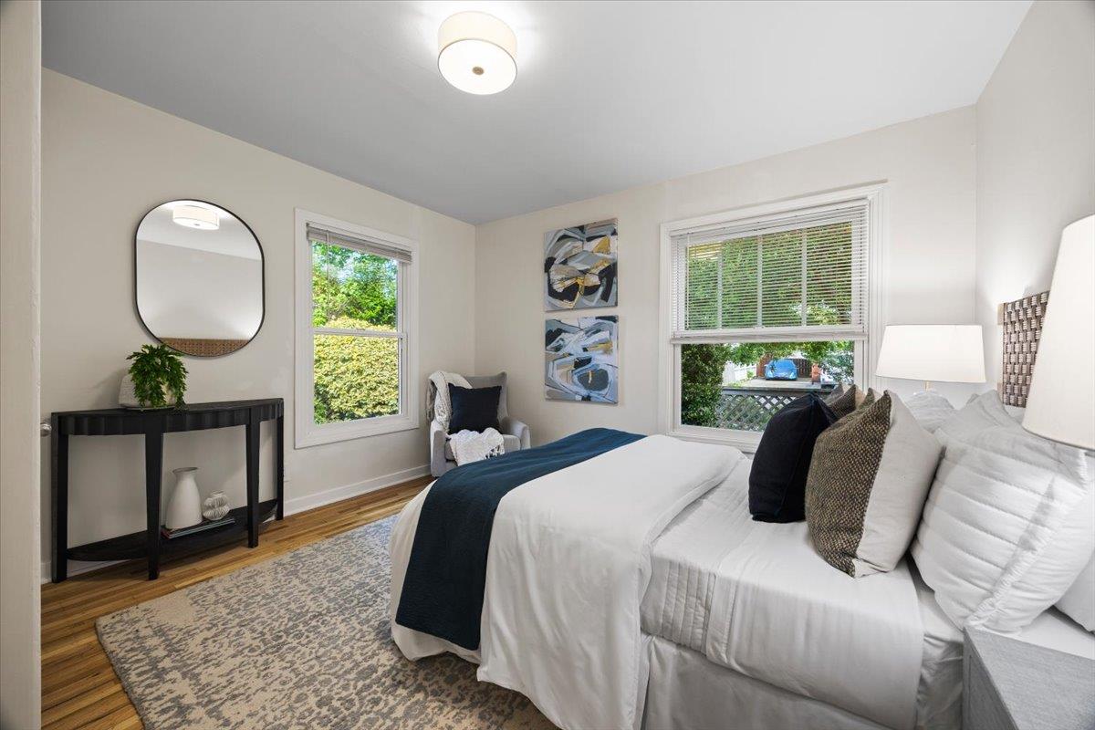 Detail Gallery Image 17 of 28 For 217 Mckendry Dr, Menlo Park,  CA 94025 - 3 Beds | 1 Baths