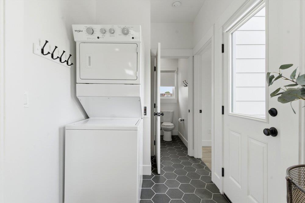 Detail Gallery Image 19 of 42 For 706 Central Ave, Hollister,  CA 95023 - 3 Beds | 2 Baths