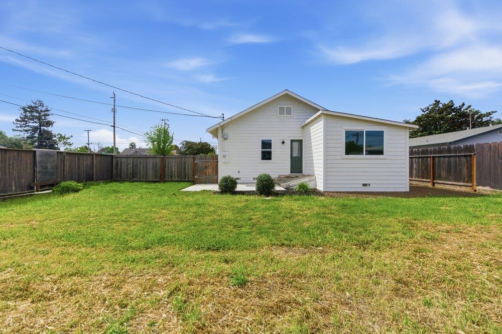 Detail Gallery Image 25 of 42 For 706 Central Ave, Hollister,  CA 95023 - 3 Beds | 2 Baths