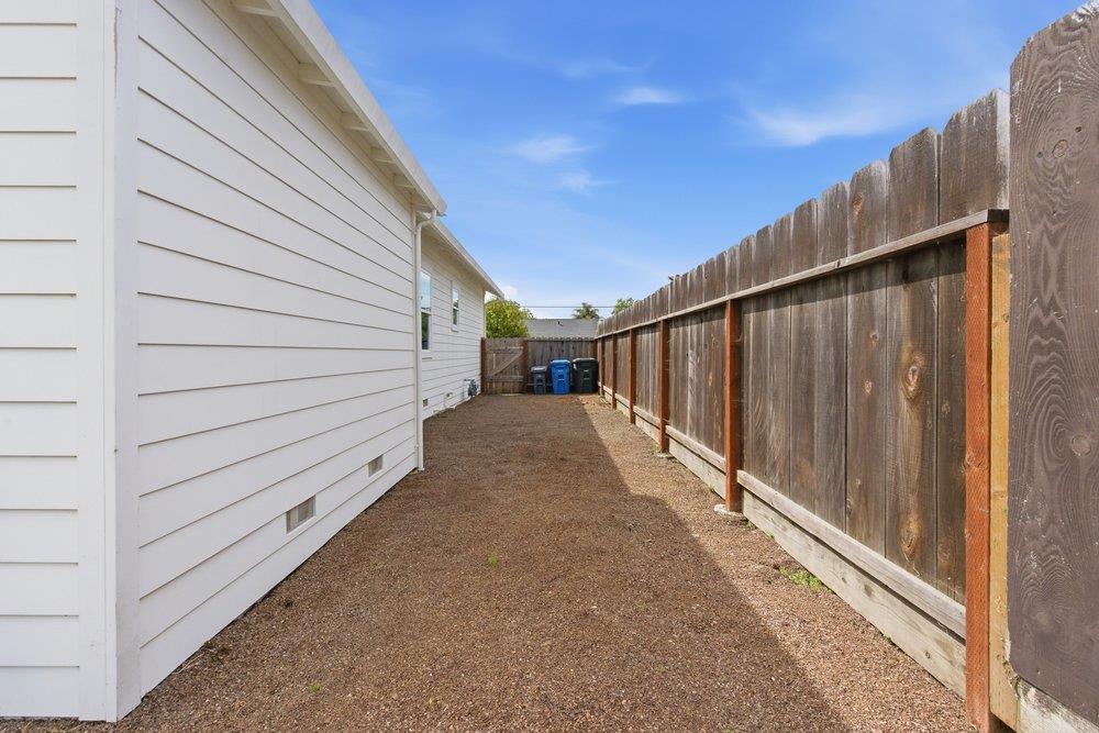 Detail Gallery Image 27 of 42 For 706 Central Ave, Hollister,  CA 95023 - 3 Beds | 2 Baths