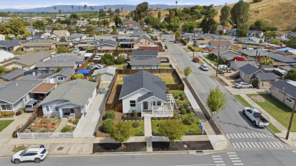 Detail Gallery Image 35 of 42 For 706 Central Ave, Hollister,  CA 95023 - 3 Beds | 2 Baths