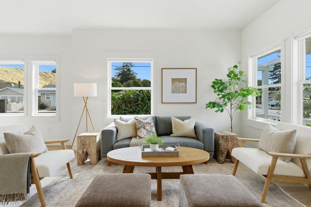 Detail Gallery Image 6 of 42 For 706 Central Ave, Hollister,  CA 95023 - 3 Beds | 2 Baths