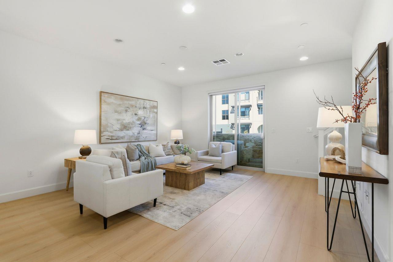 Detail Gallery Image 7 of 43 For 880 Apollo, Santa Clara,  CA 95051 - 3 Beds | 3/1 Baths