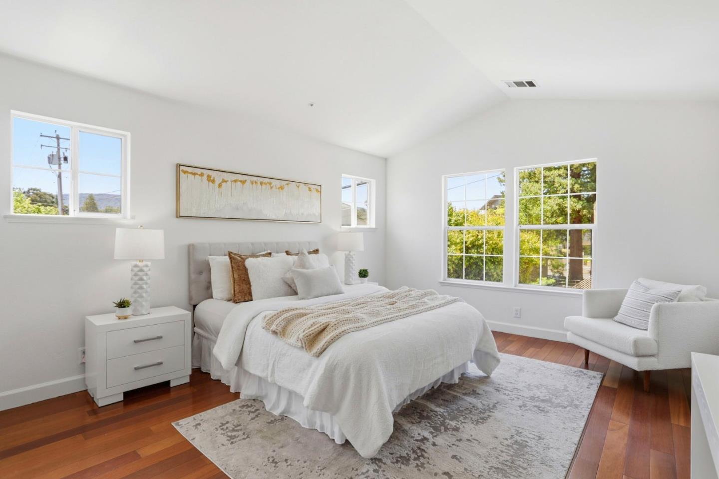 Detail Gallery Image 15 of 34 For 446 Tyndall St, Los Altos,  CA 94022 - 3 Beds | 2/1 Baths