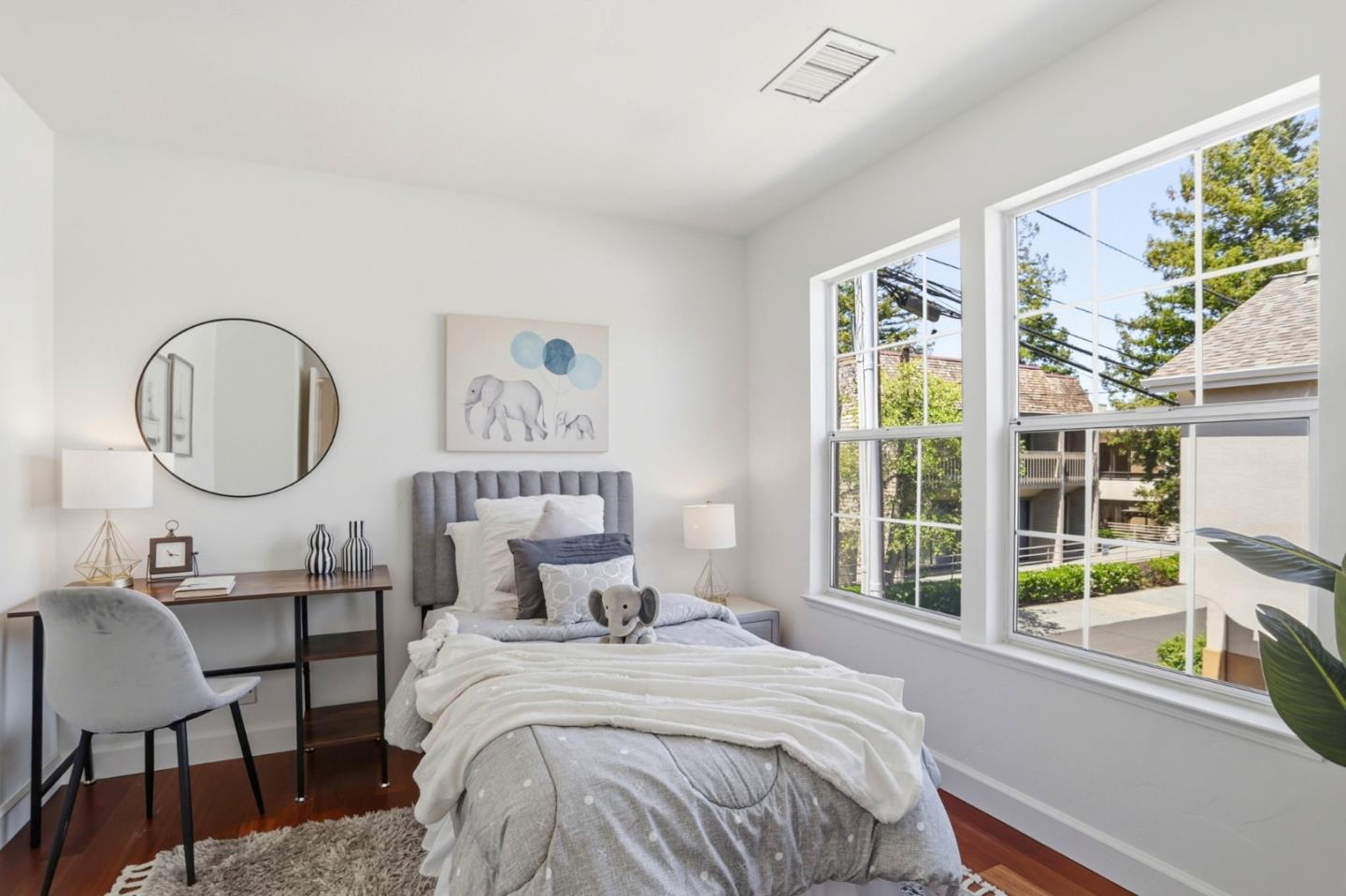 Detail Gallery Image 21 of 34 For 446 Tyndall St, Los Altos,  CA 94022 - 3 Beds | 2/1 Baths