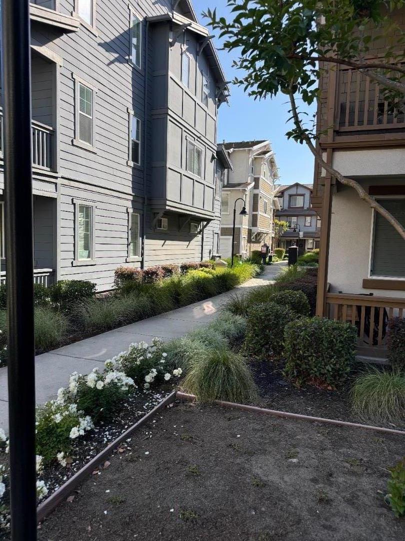 Detail Gallery Image 24 of 24 For 17075 Saint Cecilia Ln, Morgan Hill,  CA 95037 - 3 Beds | 2/1 Baths