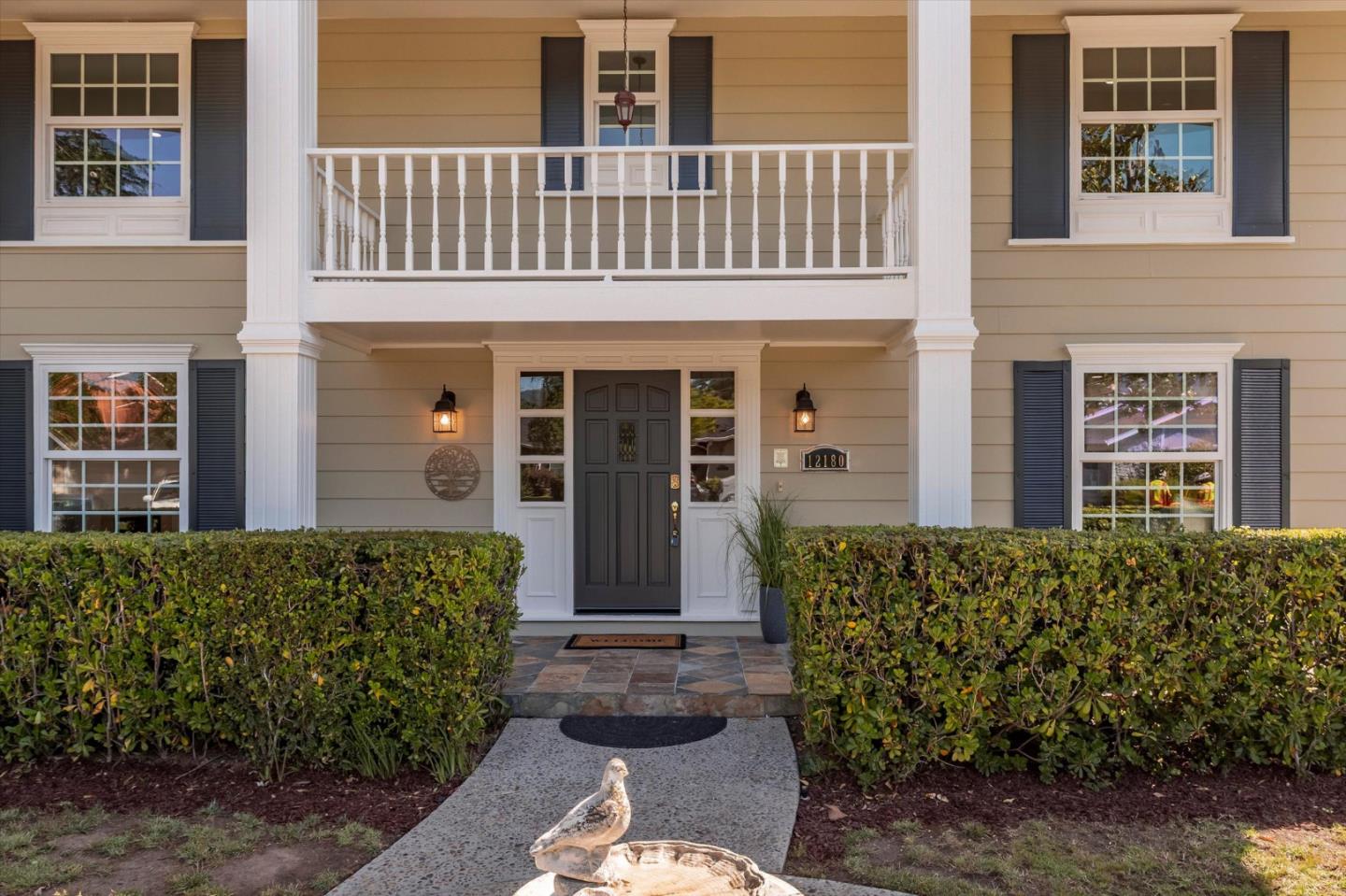 Detail Gallery Image 8 of 50 For 12180 Saraglen Dr, Saratoga,  CA 95070 - 4 Beds | 3/1 Baths